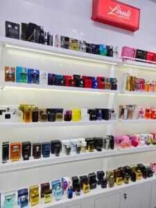 How Perfume Batches Keep the Same Scent